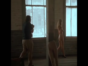 JESSICA MOORE NUDE/SEXY SCENE IN TOP MODEL