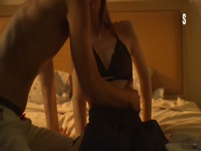 HANNUSYA YARMOLENKO NUDE/SEXY SCENE IN SEX, INSTA I ZNO