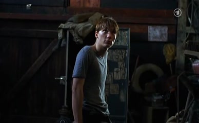 ANNEKE KIM SARNAU NUDE/SEXY SCENE IN JULS FREUNDIN