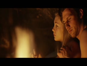 CASEY GAGLIARDI NUDE/SEXY SCENE IN PRIMAL RAGE