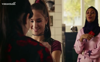 ANNA FISCHER NUDE/SEXY SCENE IN DISCOVERING MANDY