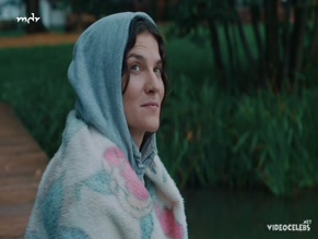 VICTORIA FINDLAY NUDE/SEXY SCENE IN KENNT IHR EUCH?