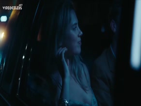 DELFINA CHAVES NUDE/SEXY SCENE IN MAXIMA