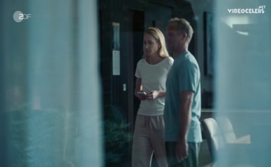 LISA MARIA POTTHOFF NUDE/SEXY SCENE IN MEIN KIND - MOYA DITINA