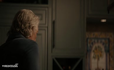 CRISTIN MILIOTI NUDE/SEXY SCENE IN THE PENGUIN