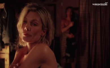 URSULA KARVEN NUDE/SEXY SCENE IN CON EXPRESS