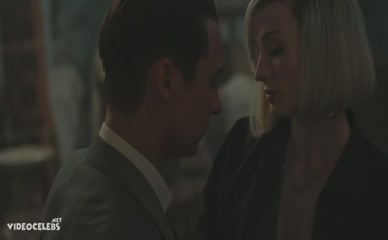 SOPHIE TURNER in JOAN