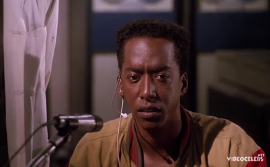 MAUREEN FLAHERTY NUDE/SEXY SCENE IN SHADOWZONE