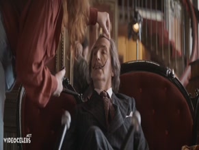 ANGELIQUE PLEAU in DAAAAAALI!