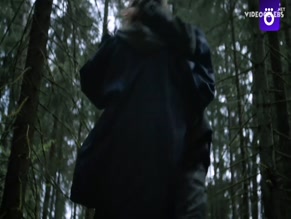 NADEZHDA IGOSHINA NUDE/SEXY SCENE IN VYZHIVSHIE. BEREMENNAYA