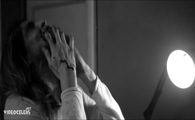VICKY JORGE NUDE/SEXY SCENE IN VAMPUS HORROR TALES