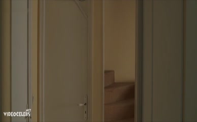 FANNY AMI NUDE/SEXY SCENE IN LA BEAUTE DU MONDE