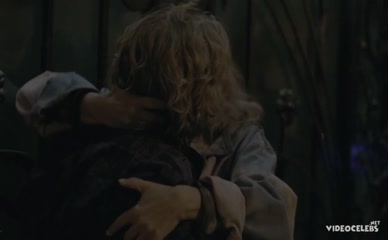 KARIN VIARD NUDE/SEXY SCENE IN STRANGERS BY NIGHT