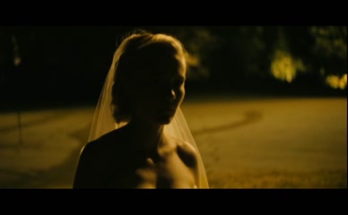 KIRSTEN DUNST NUDE/SEXY SCENE IN MELANCHOLIA