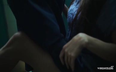 ALISON BRIE NUDE/SEXY SCENE IN TOGETHER