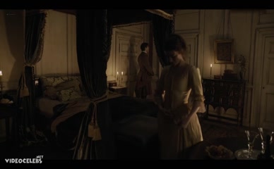 LAUREN MCQUEEN NUDE/SEXY SCENE IN OUTLANDER: BLOOD OF MY BLOOD