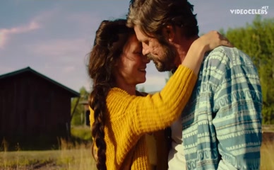 SABINE TIMOTEO NUDE/SEXY SCENE IN MATTI & SAMI UND DIE DREI GROBTEN FEHLER DES UNIVERSUMS