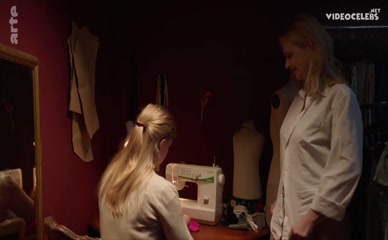 FABIENNE BABE NUDE/SEXY SCENE IN A BALCONY IN LIMOGES