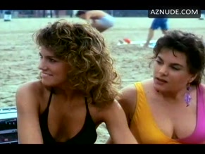 HEIDI HELMER in BEACH BALLS(1988)