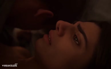 CLAUDIA DOUMIT NUDE/SEXY SCENE IN DYLAN & ZOEY