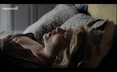 CECILE BOIS in ADDICT
