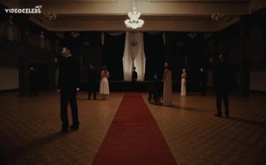 HAYLEY LAW NUDE/SEXY SCENE IN DOOR MOUSE