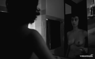 GABRIELA POESTER in BRUXA DE FABRICA