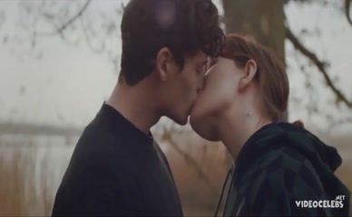 EKIN CORAPCI NUDE/SEXY SCENE IN SANS SOLEIL