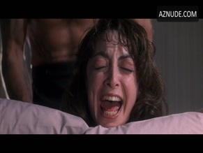 ILLEANA DOUGLAS in CAPE FEAR(1991)