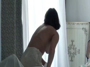 IRINA STARSHENBAUM NUDE/SEXY SCENE IN SHOSHANA