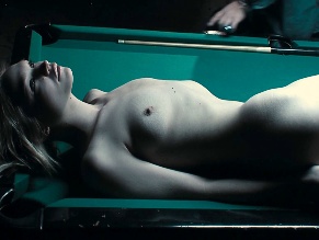 IVY LEVAN in DROP DEAD GORGEOUS (2010)