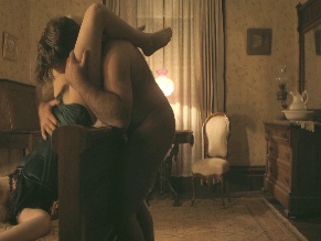 JESSICA BARDEN NUDE/SEXY SCENE IN MONSTERS