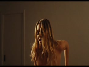 JESSIE ANDREWS in LOVE BOMB (2024)