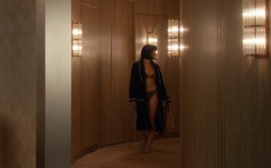 JESSIE MEI LI NUDE/SEXY SCENE IN THE SEASON