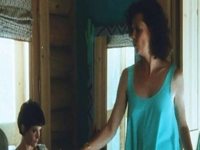 JOBETH WILLIAMS NUDE/SEXY SCENE IN CHANTILLY LACE