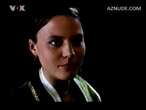JULIA JENTSCH in ZORNIGE KUSSE (1999)