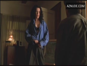 JULIANNA MARGULIES NUDE/SEXY SCENE IN THE MAN FROM ELYSIAN FIELDS