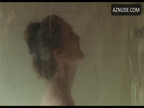 JULIANNE MOORE NUDE/SEXY SCENE IN WHEN YOU FINISH SAVING THE WORLD