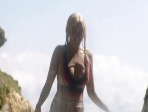 JULIA RAGNARSSON in BLINDED (2019)