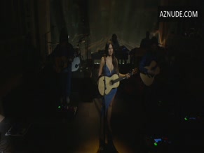 KACEY MUSGRAVES NUDE/SEXY SCENE IN SATURDAY NIGHT LIVE