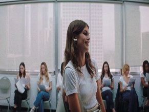 KAIA GERBER NUDE/SEXY SCENE IN SHELL