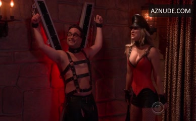 KALEY CUOCO in The Big Bang Theory