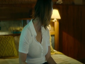 KALEY CUOCO NUDE/SEXY SCENE IN VANISHED