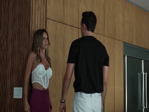 KAREN MARTINEZ NUDE/SEXY SCENE IN MEDUSA