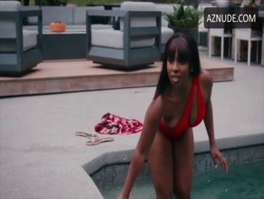 KAREN OBILOM NUDE/SEXY SCENE IN OUT OF BOUNDS