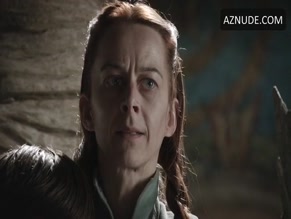 KATE DICKIE NUDE/SEXY SCENE IN GAME OF THRONES