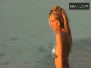 KATE UPTON NUDE/SEXY SCENE IN SPORTS ILLUSTRATED SWIMSUIT 2011 (OUTTAKES)