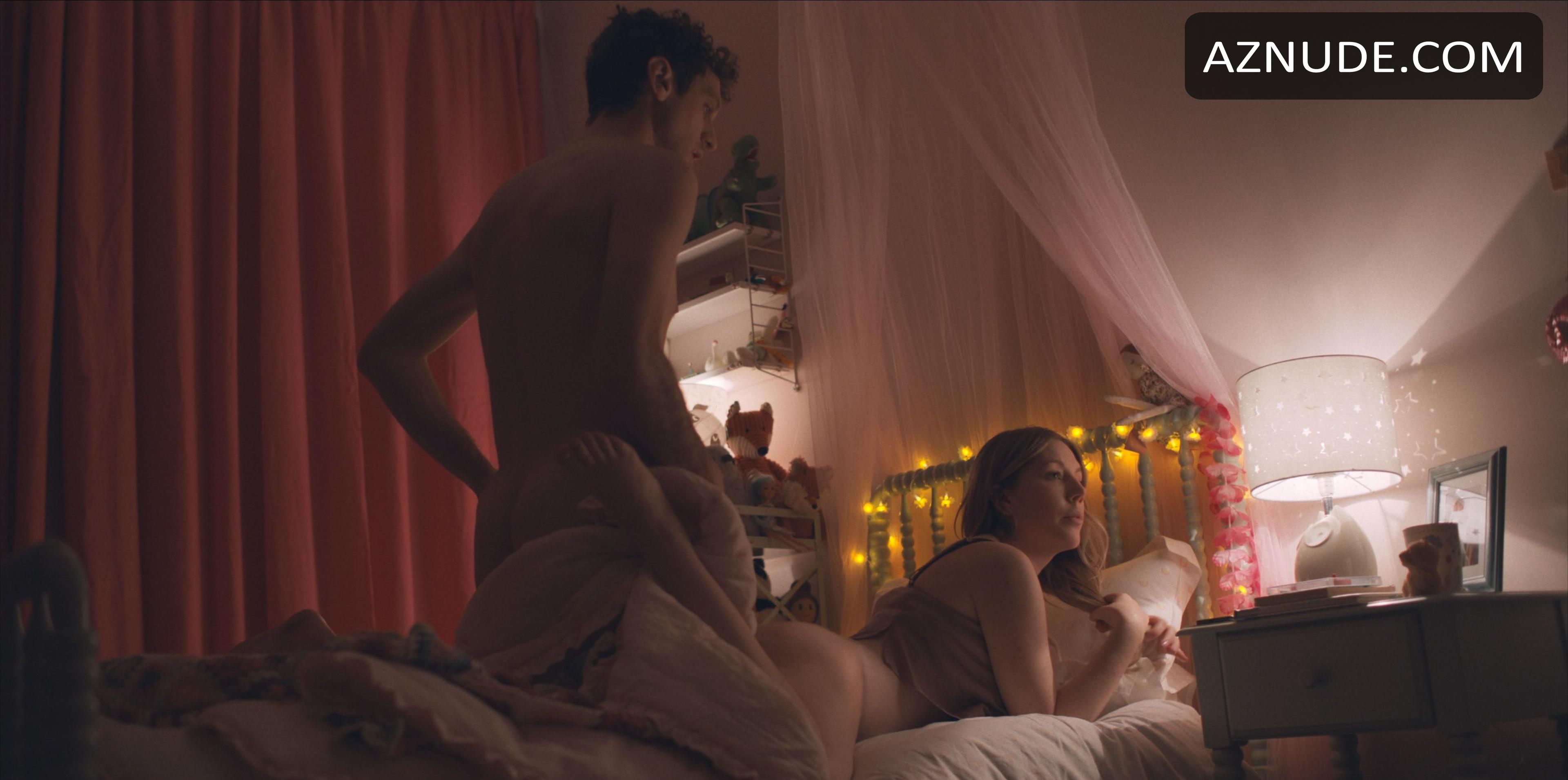 The duchess movie sex scenes