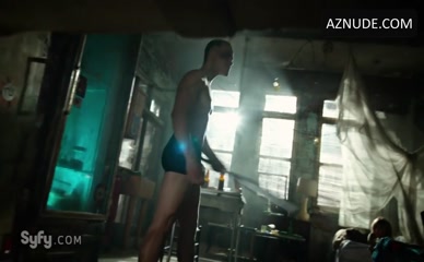 KIM SAKKAL NUDE/SEXY SCENE IN INCORPORATED