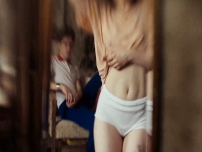 LENA URZENDOWSKY in SOUND OF FALLING (2025)